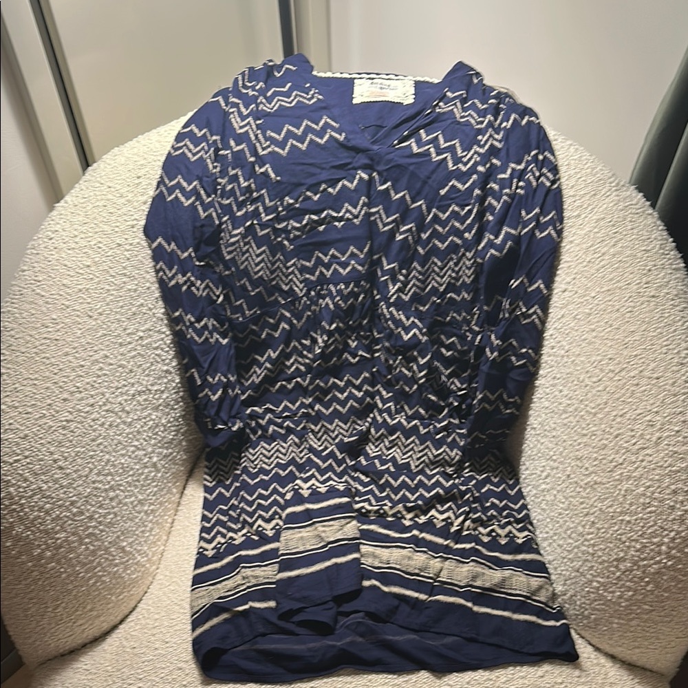 HOLDING HORSES Blue and White Patterned Long Sleeve Dress